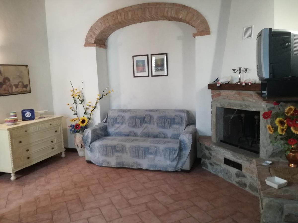 Casa Il Ponte Apartment Chianni Exterior foto
